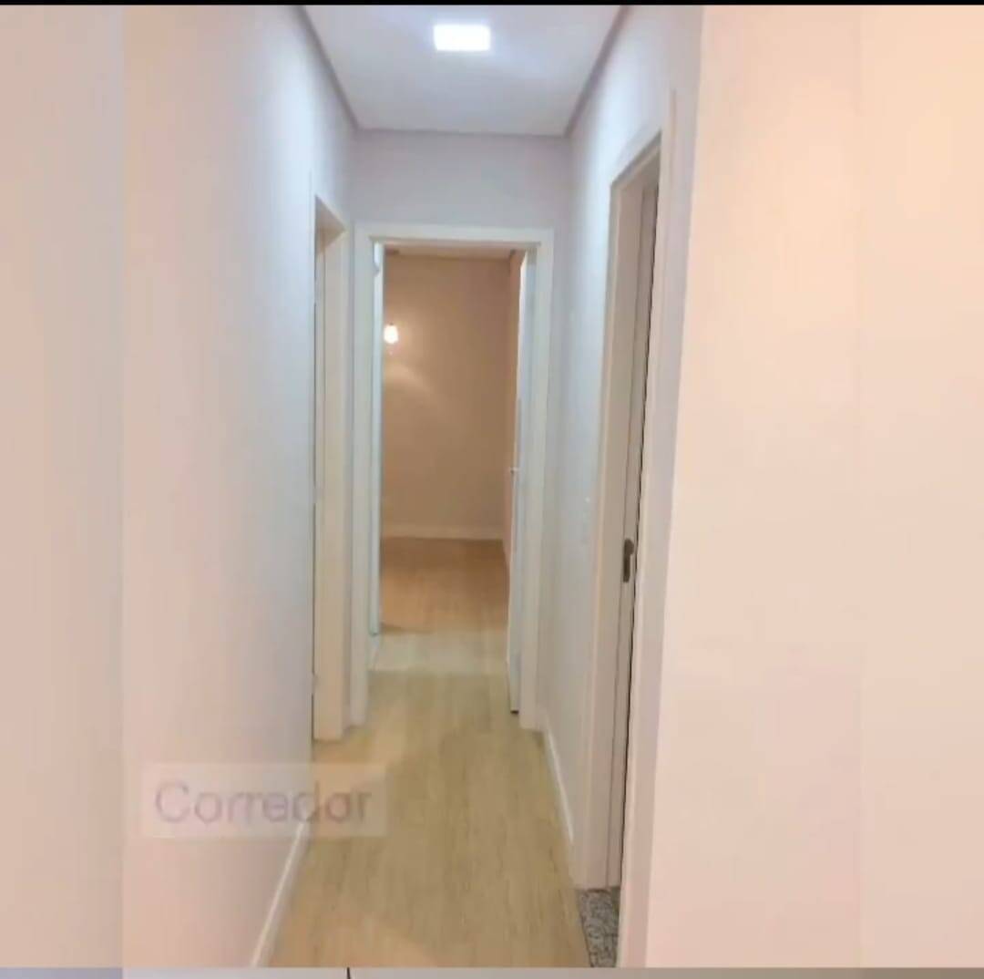 Apartamento à venda com 2 quartos, 62m² - Foto 3