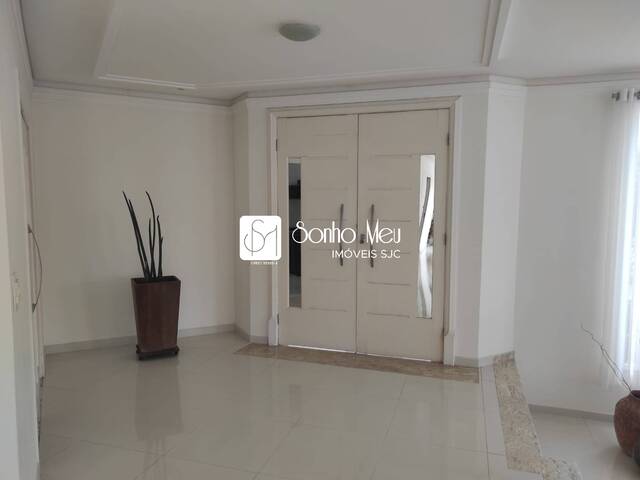 Casa para Venda em São José dos Campos - 4