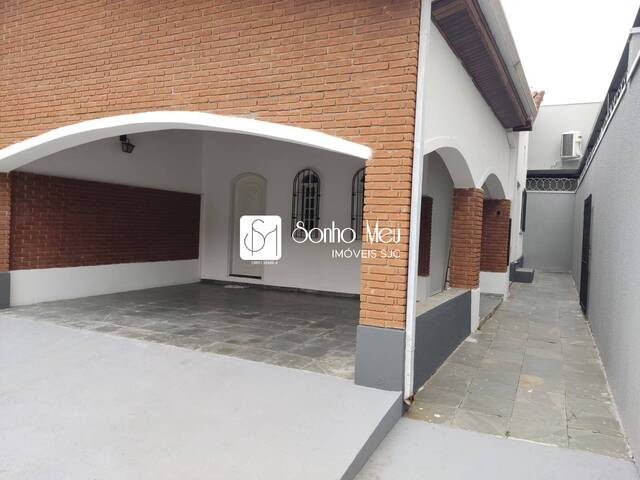 Casa para Venda em São José dos Campos - 4