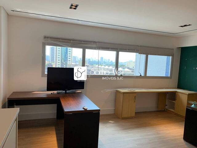 Locação em Parque Residencial Aquarius - São José dos Campos