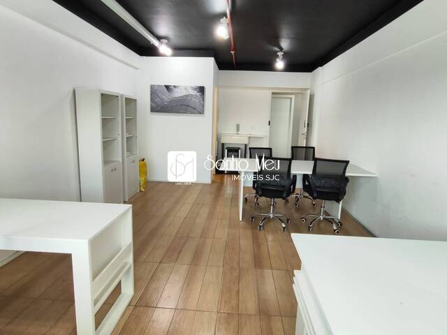Locação em Parque Residencial Aquarius - São José dos Campos