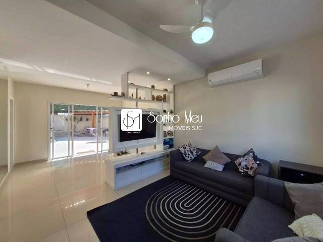 Casa para Venda em São José dos Campos - 4
