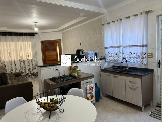 #1422 - Casa para Venda em São José dos Campos - SP - 2