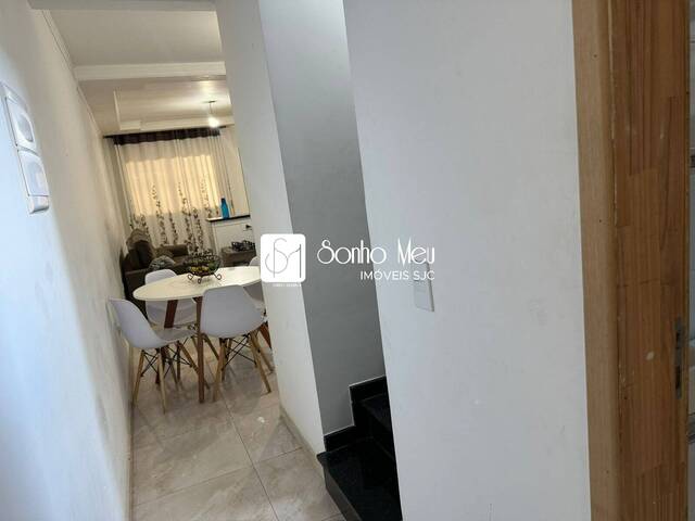 Casa para Venda em São José dos Campos - 4