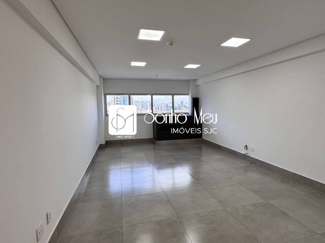 Locação em Parque Residencial Aquarius - São José dos Campos