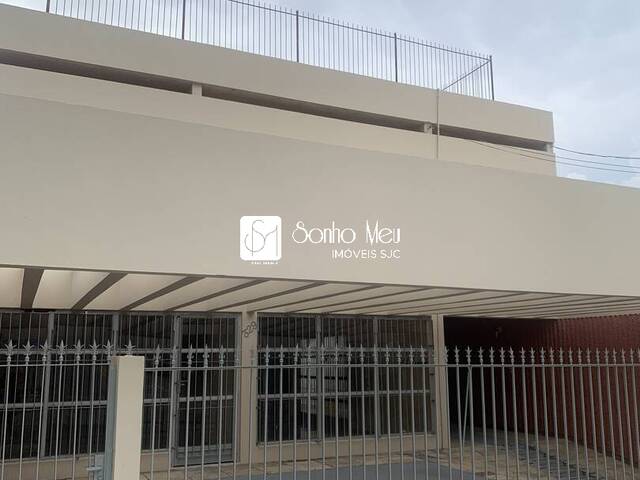 Casa para Venda em São José dos Campos - 4