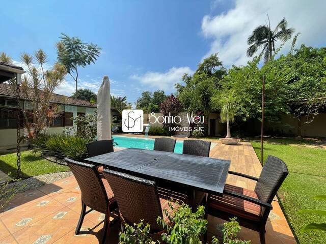 #1555 - Casa para Venda em Ubatuba - SP - 2
