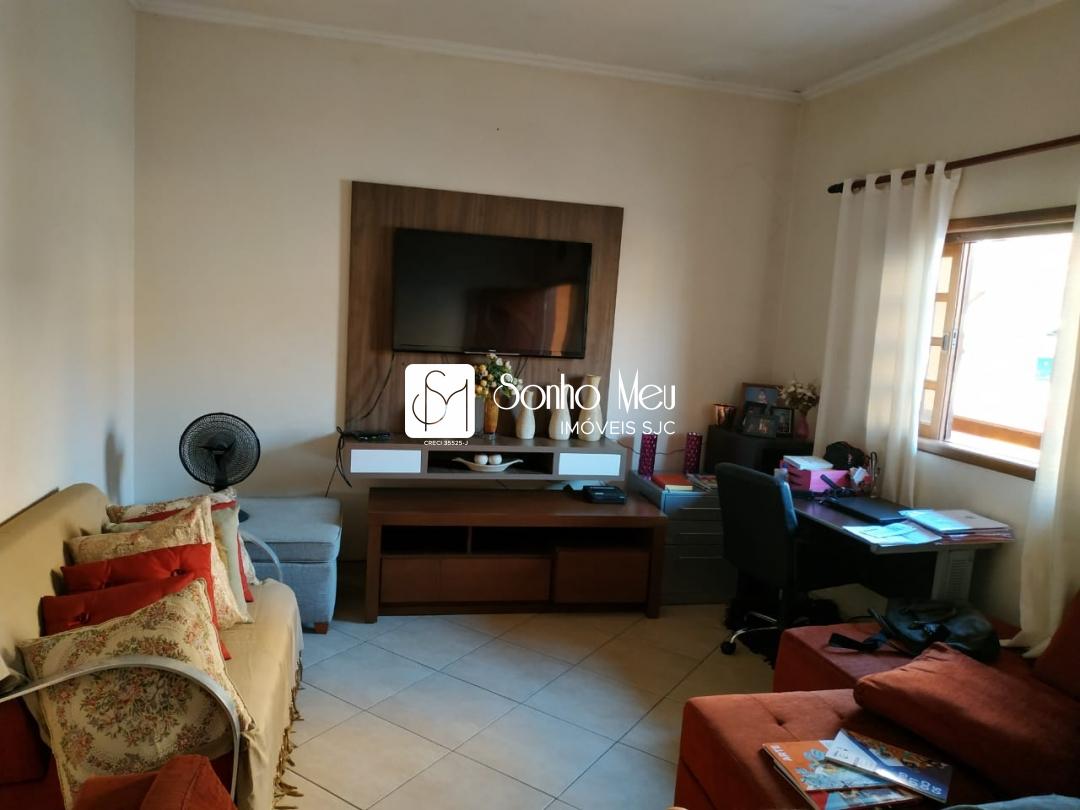 Casa, 7 quartos, 198 m² - Foto 1