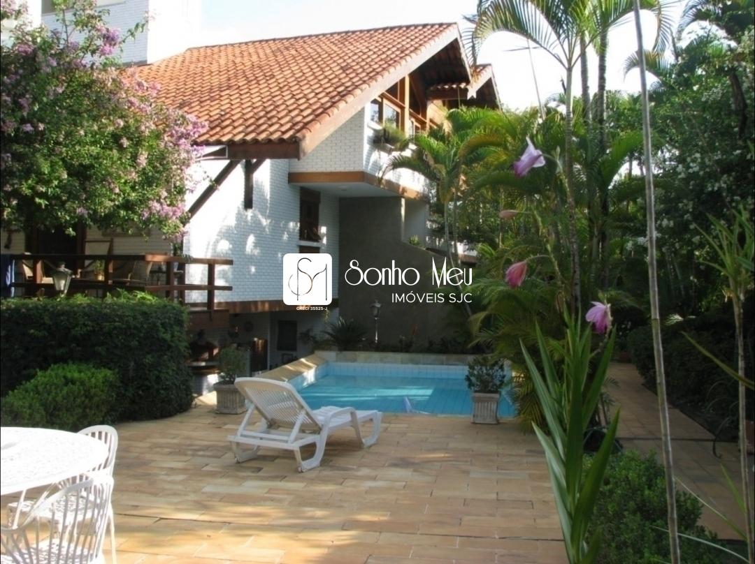 Casa à venda com 6 quartos, 520m² - Foto 1