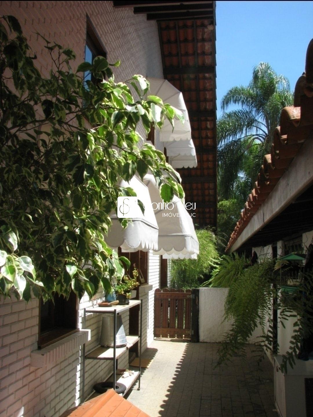 Casa à venda com 6 quartos, 520m² - Foto 3