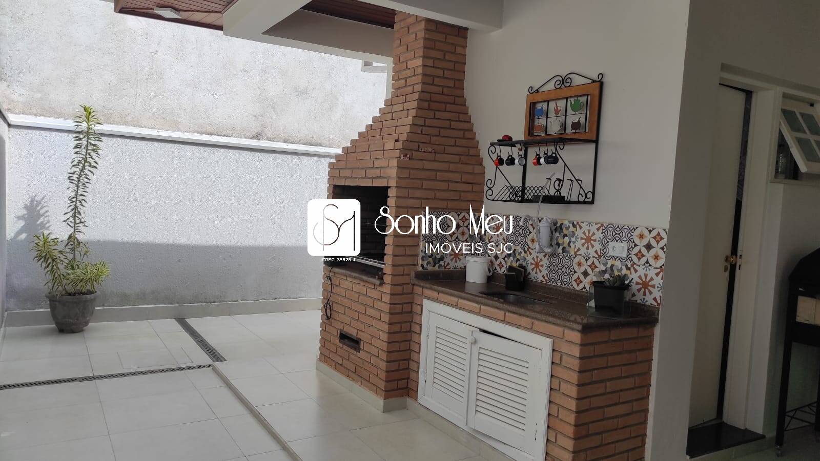 Casa, 4 quartos, 255 m² - Foto 2