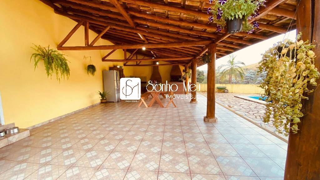 Chácara à venda com 3 quartos, 190m² - Foto 3