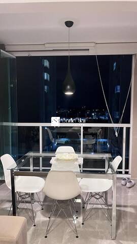 Apartamento à venda com 2 quartos, 75m² - Foto 2