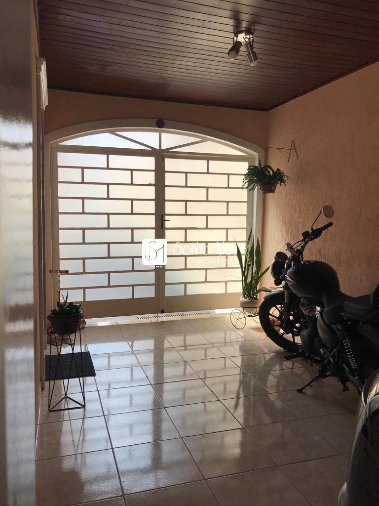 Casa à venda com 3 quartos, 166m² - Foto 7