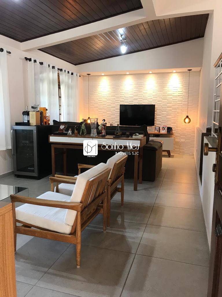 Casa à venda com 3 quartos, 166m² - Foto 2