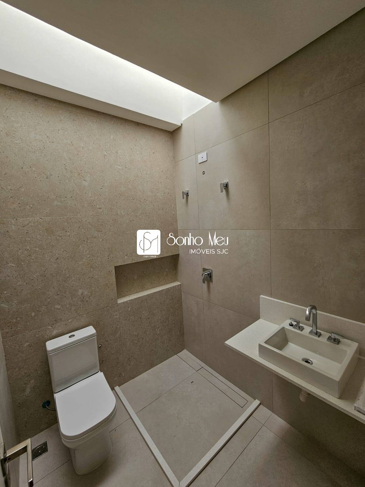 Casa à venda com 4 quartos, 450m² - Foto 16