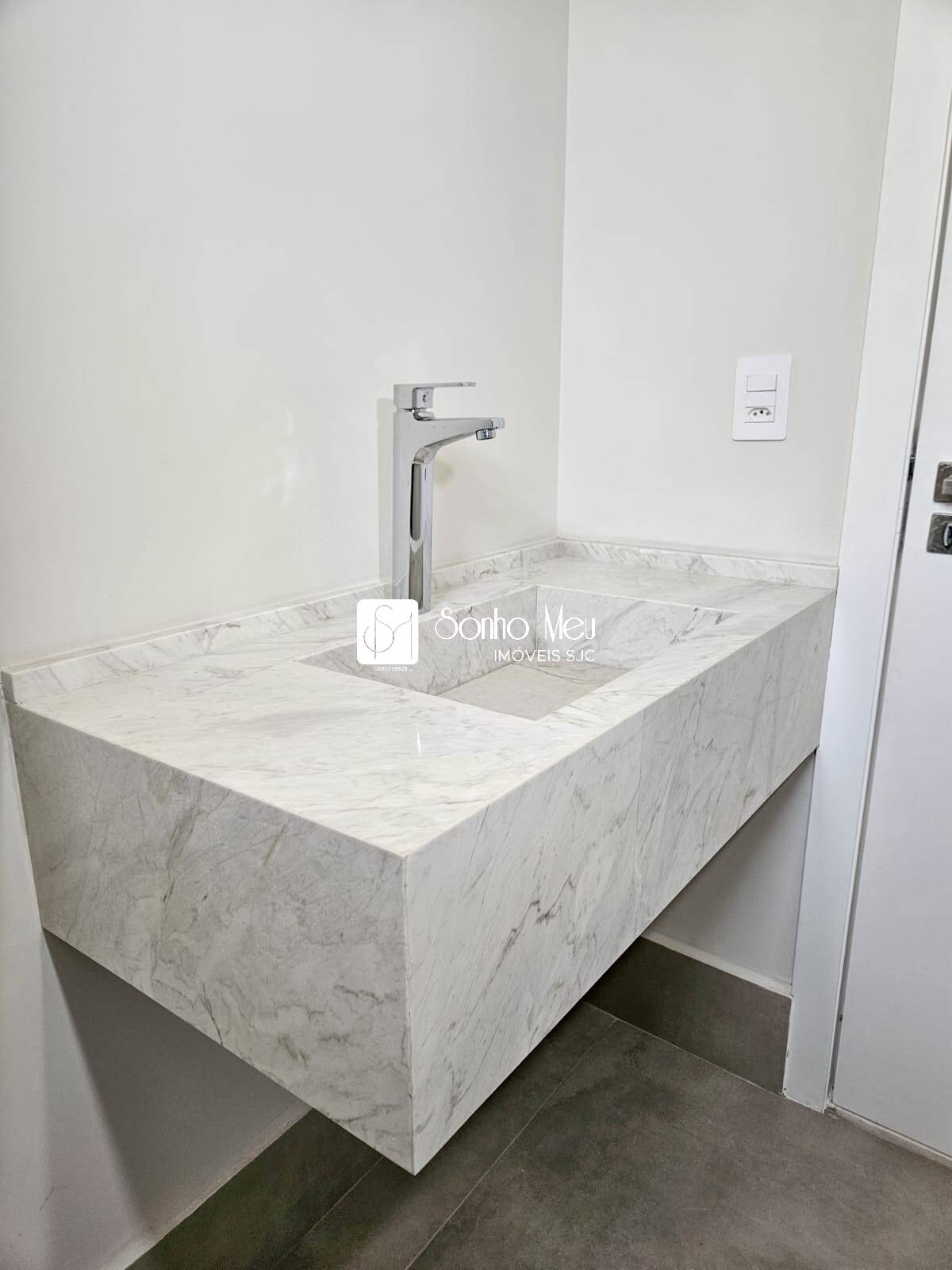 Casa à venda com 4 quartos, 450m² - Foto 17