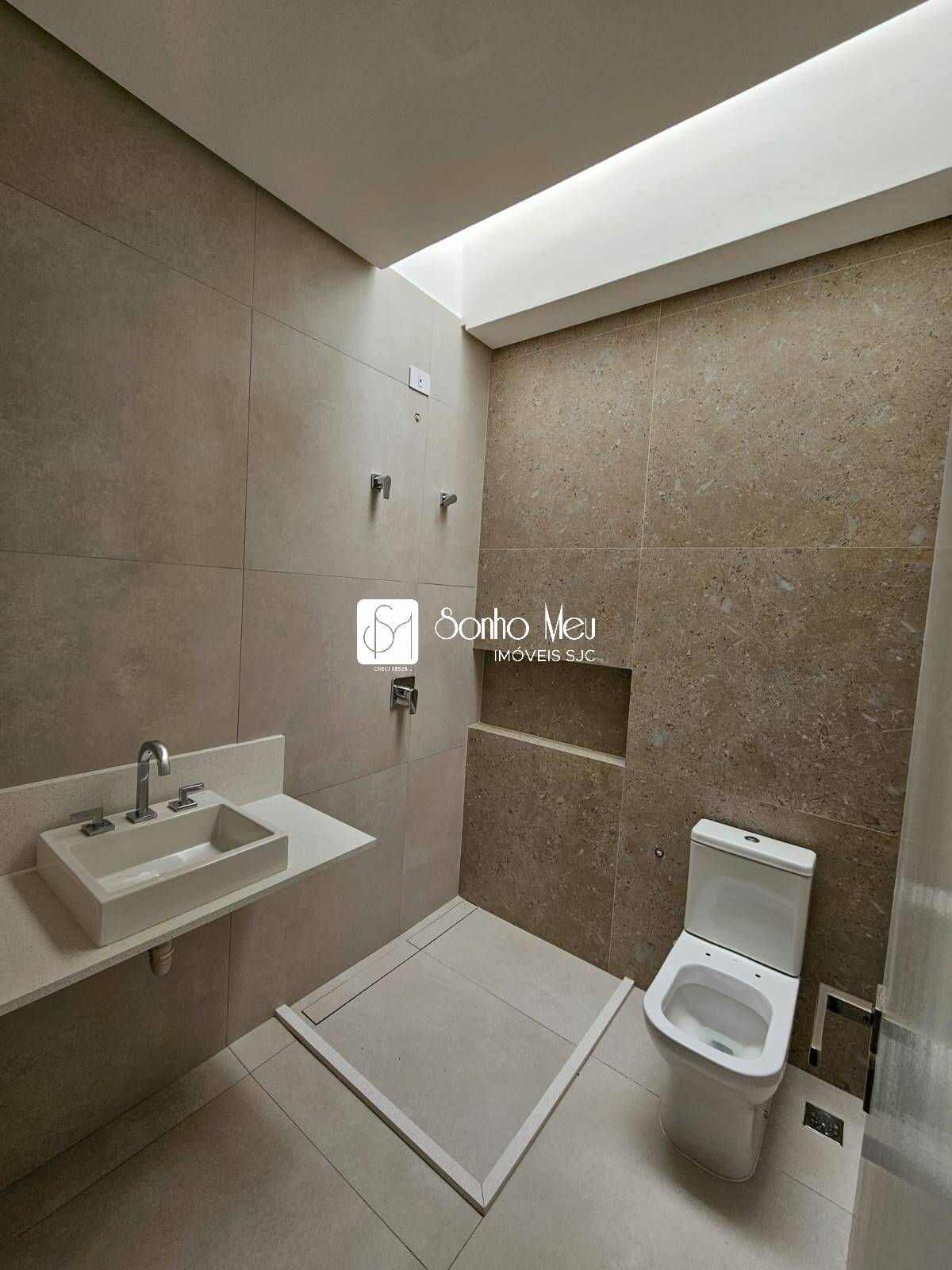 Casa à venda com 4 quartos, 450m² - Foto 46