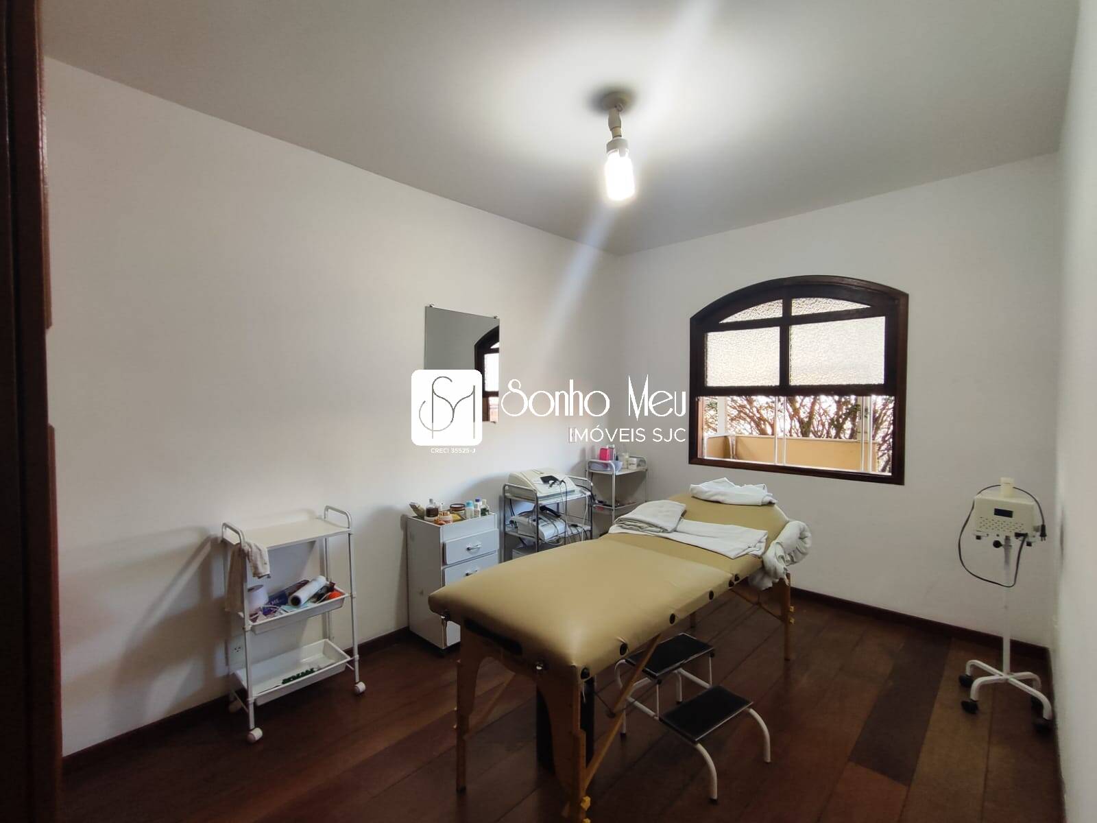 Casa à venda com 5 quartos, 250m² - Foto 69
