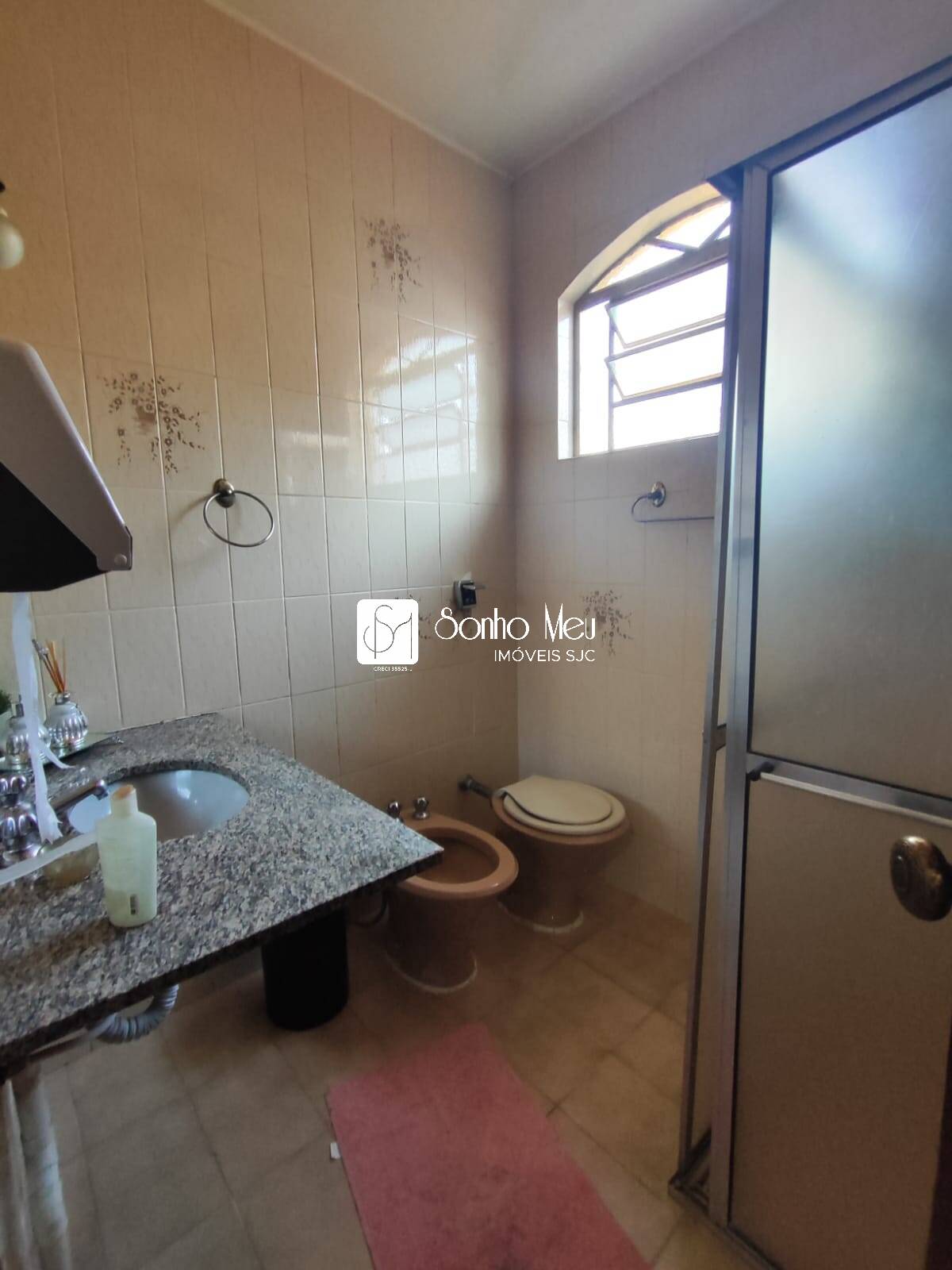 Casa à venda com 5 quartos, 250m² - Foto 17