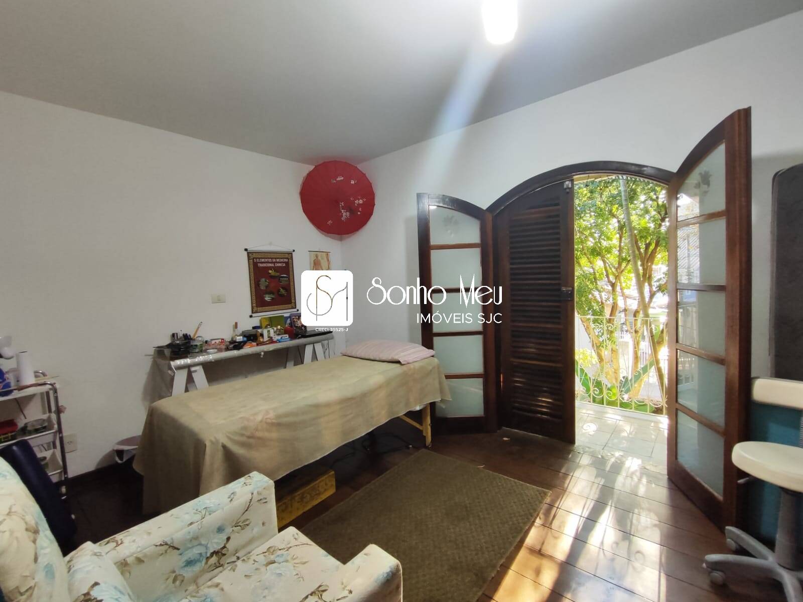 Casa à venda com 5 quartos, 250m² - Foto 49