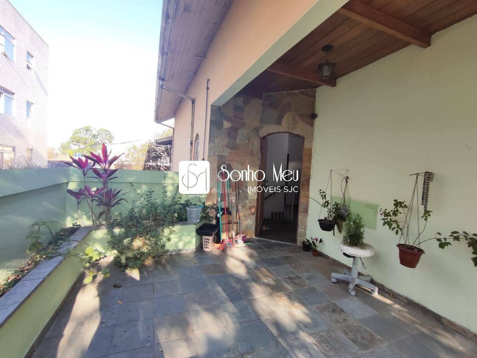 Casa à venda com 5 quartos, 250m² - Foto 81