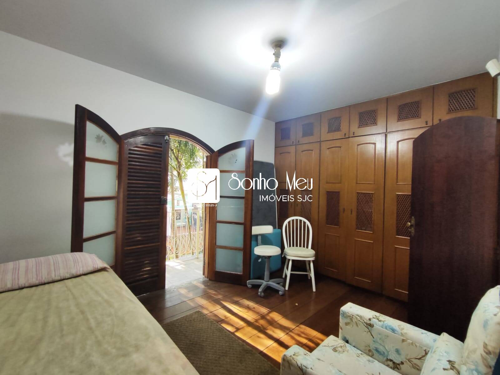 Casa à venda com 5 quartos, 250m² - Foto 98