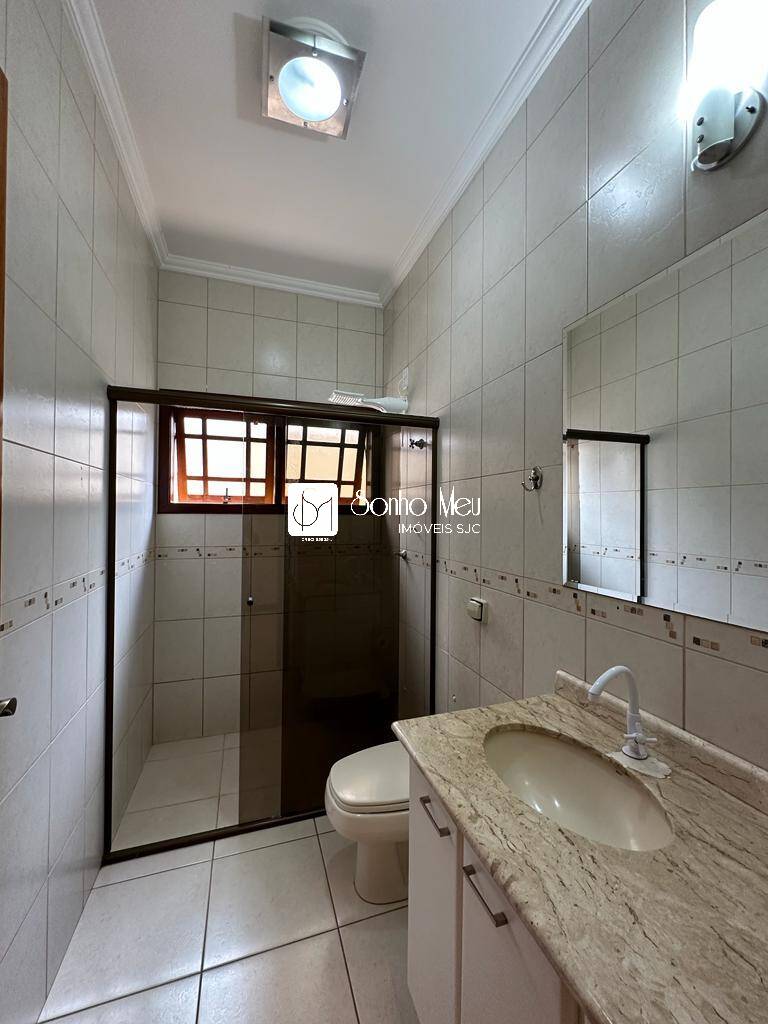 Casa à venda com 4 quartos, 376m² - Foto 11