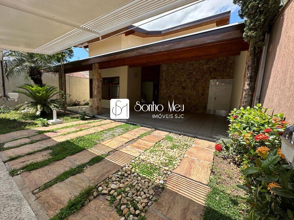 Casa à venda com 4 quartos, 376m² - Foto 4