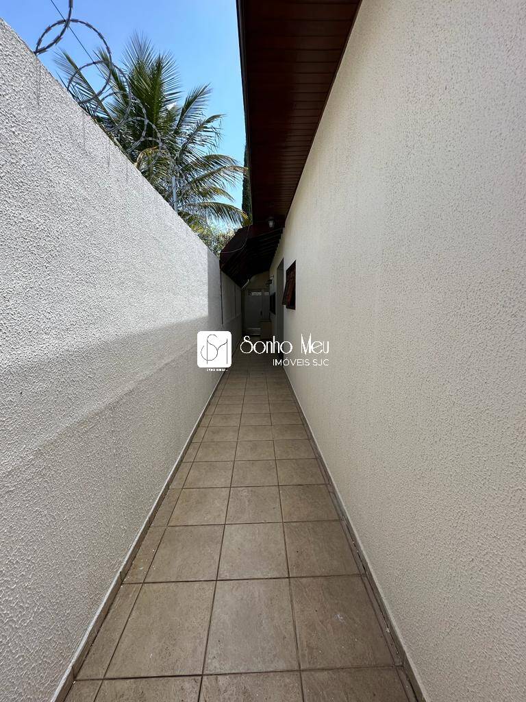 Casa à venda com 4 quartos, 376m² - Foto 15