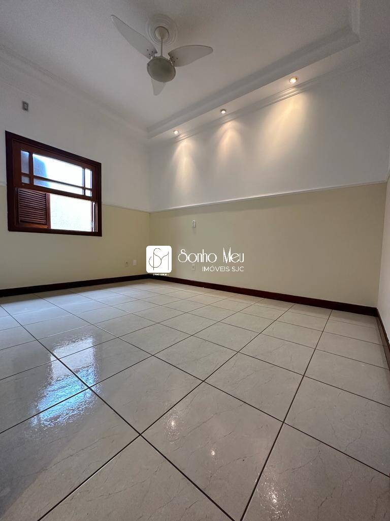 Casa à venda com 4 quartos, 376m² - Foto 26