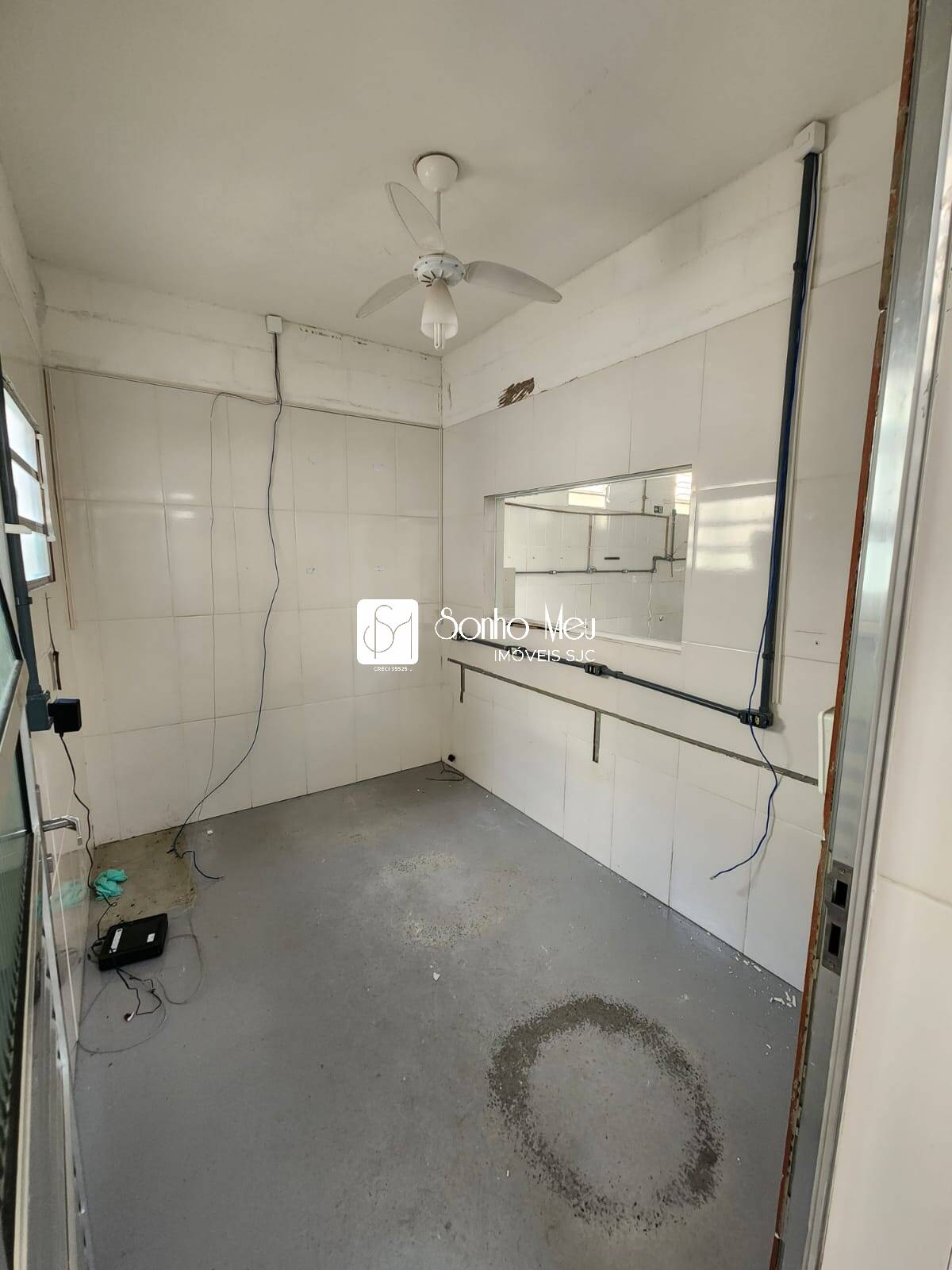 Depósito-Galpão-Armazém à venda e aluguel, 175m² - Foto 3