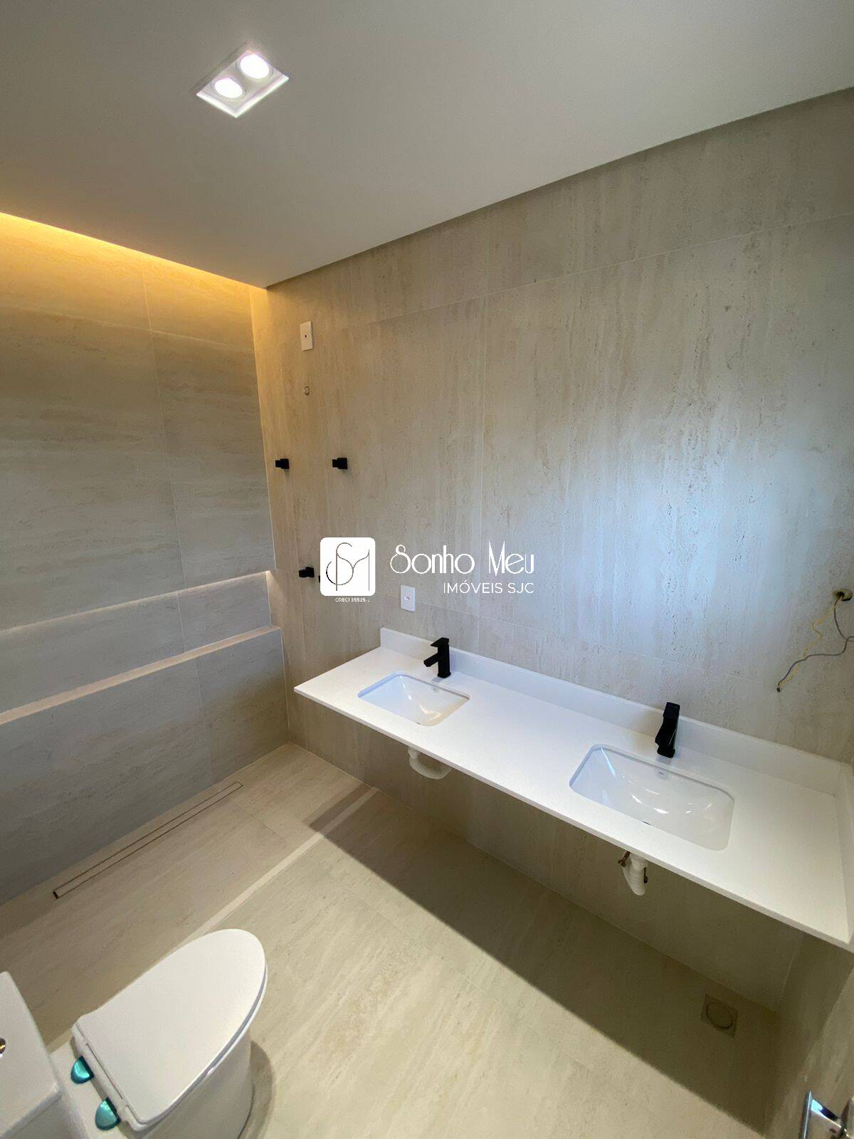 Casa de Condomínio à venda com 3 quartos, 185m² - Foto 13