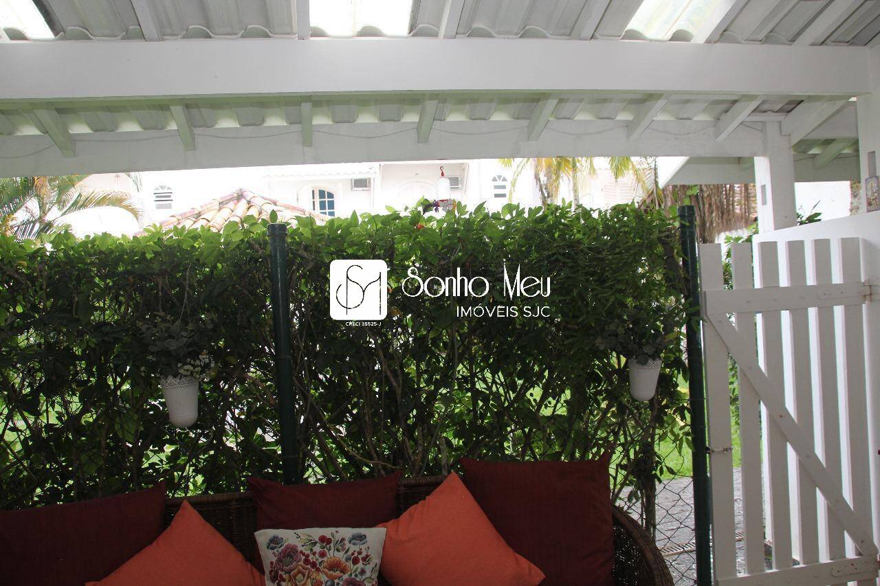Casa à venda com 2 quartos, 95m² - Foto 4