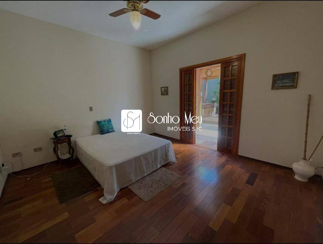 Casa à venda com 4 quartos, 234m² - Foto 7