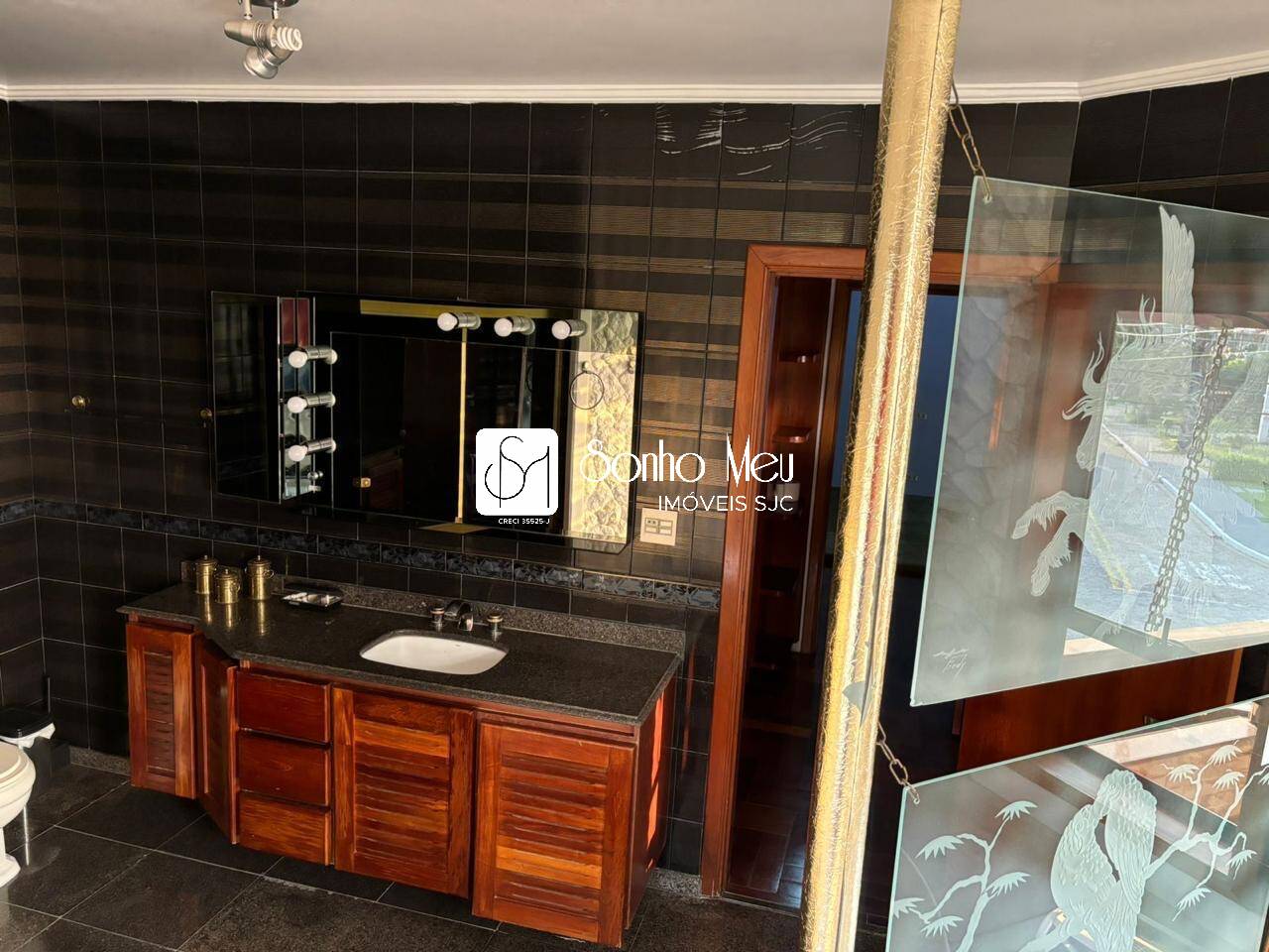 Casa à venda e aluguel com 3 quartos, 433m² - Foto 17