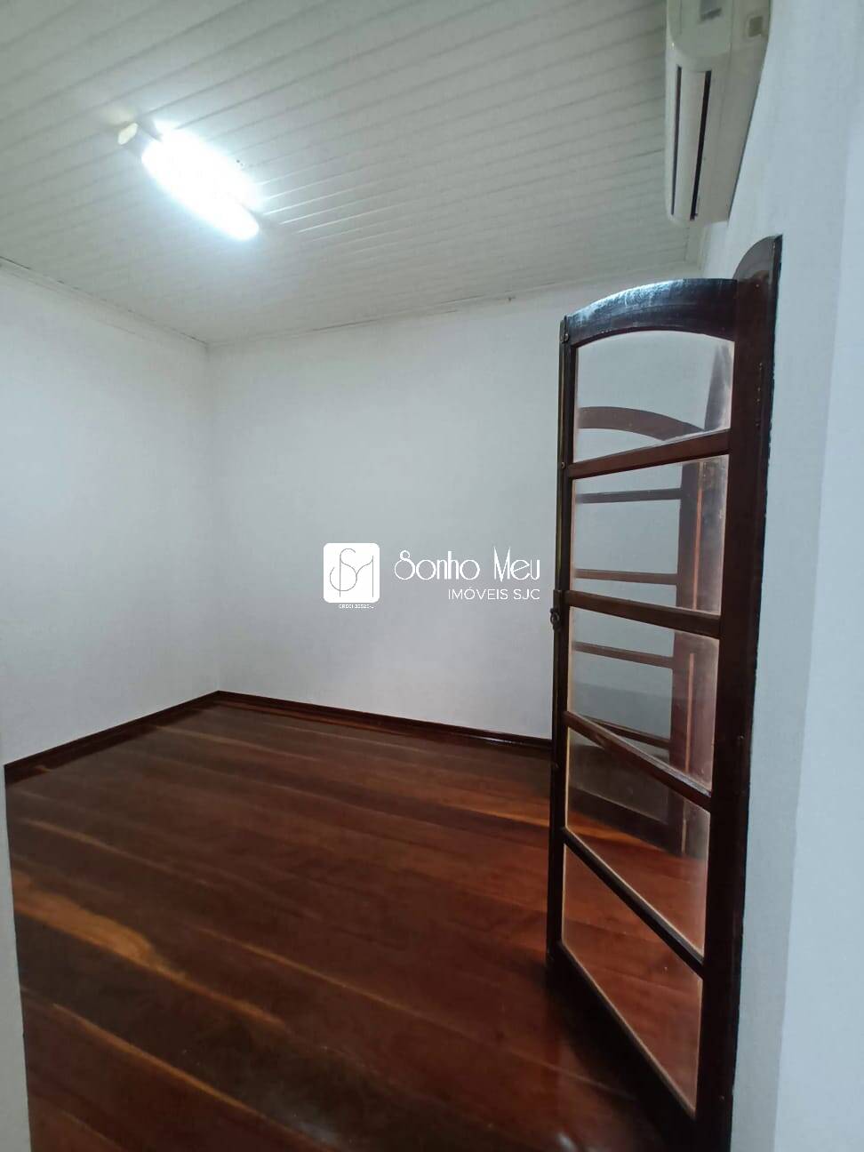 Prédio Inteiro para alugar, 143m² - Foto 3