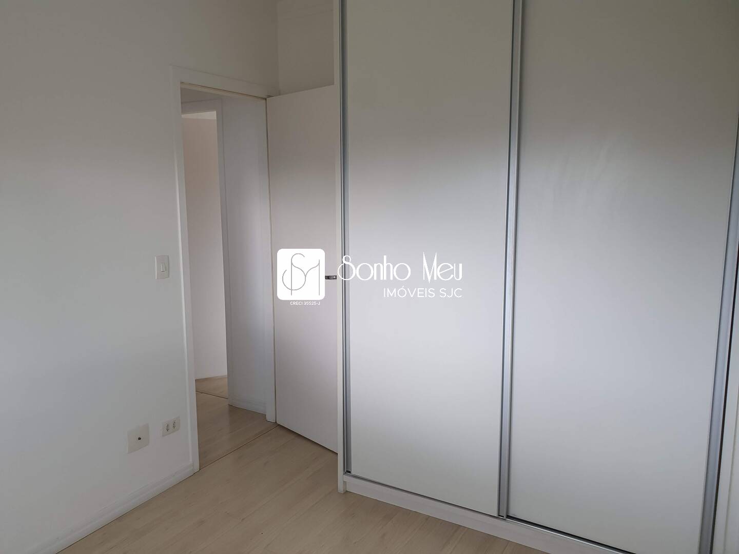 Apartamento à venda com 2 quartos, 52m² - Foto 4