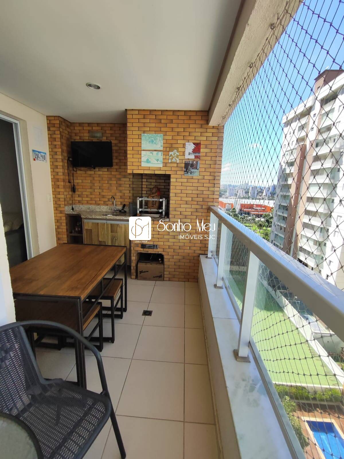 Apartamento à venda com 3 quartos, 77m² - Foto 1