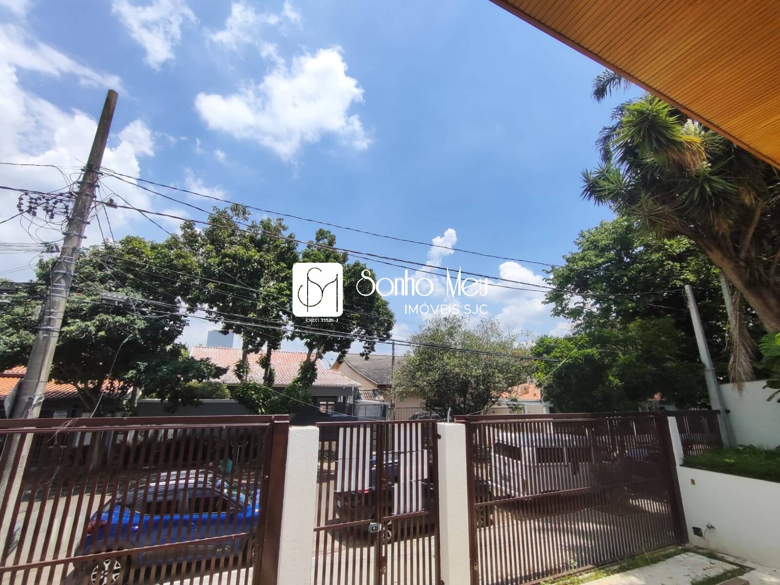 Casa para alugar com 4 quartos, 225m² - Foto 5