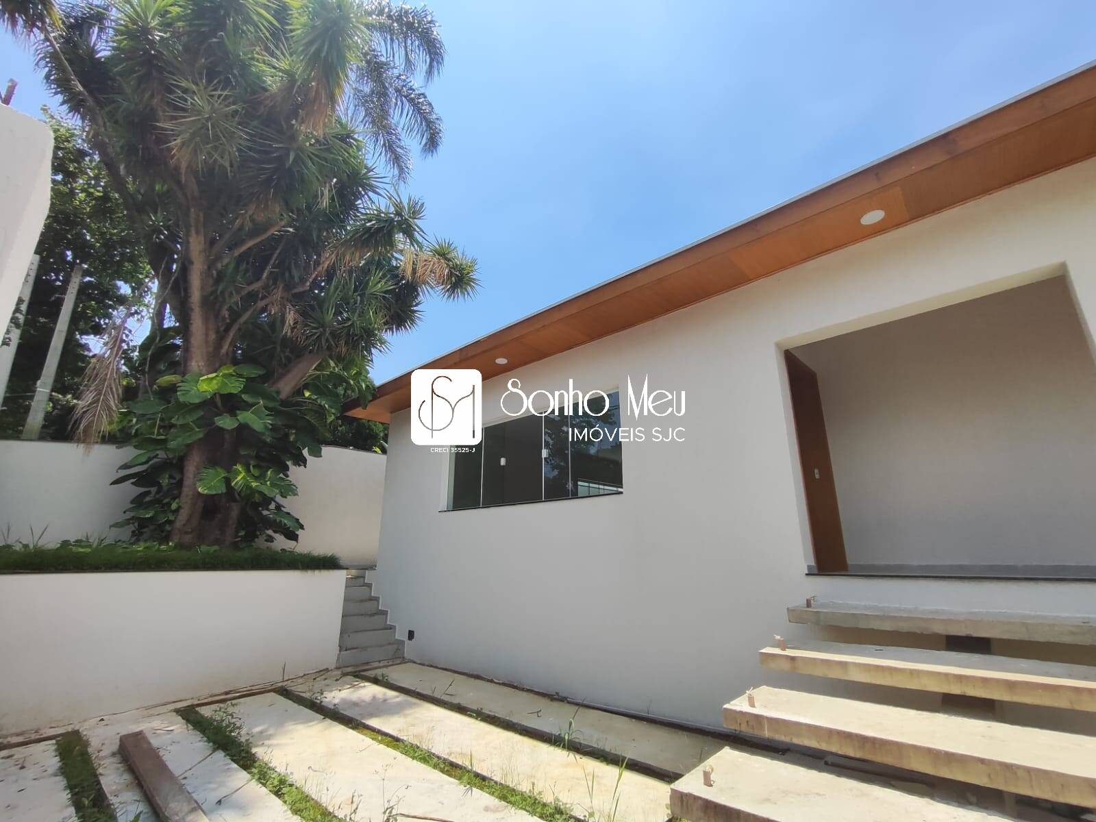 Casa para alugar com 4 quartos, 225m² - Foto 4