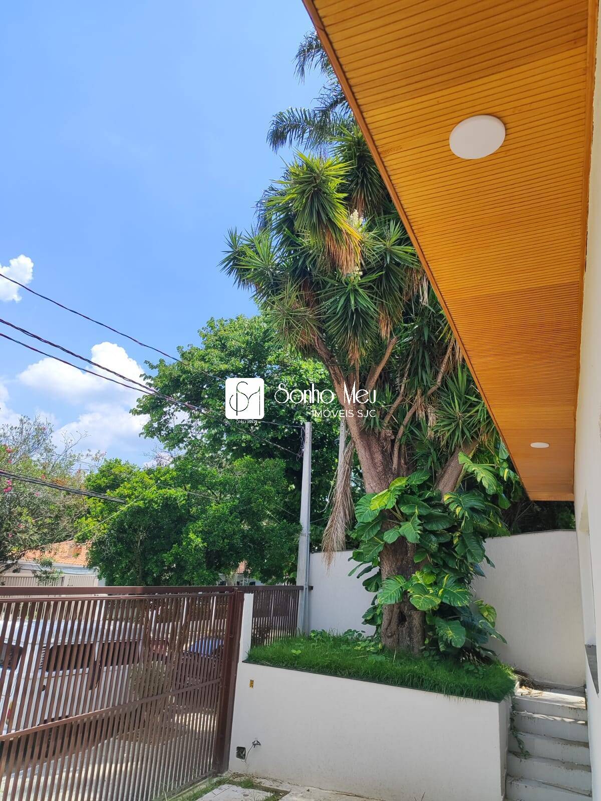 Casa para alugar com 4 quartos, 225m² - Foto 7