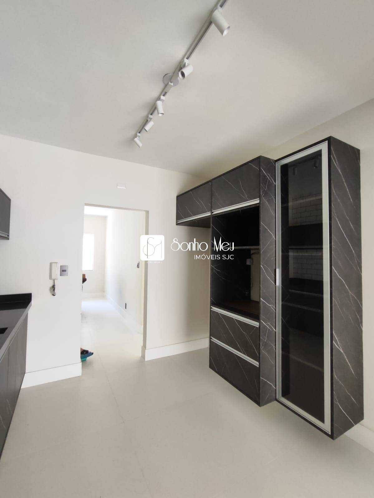 Casa para alugar com 4 quartos, 225m² - Foto 51