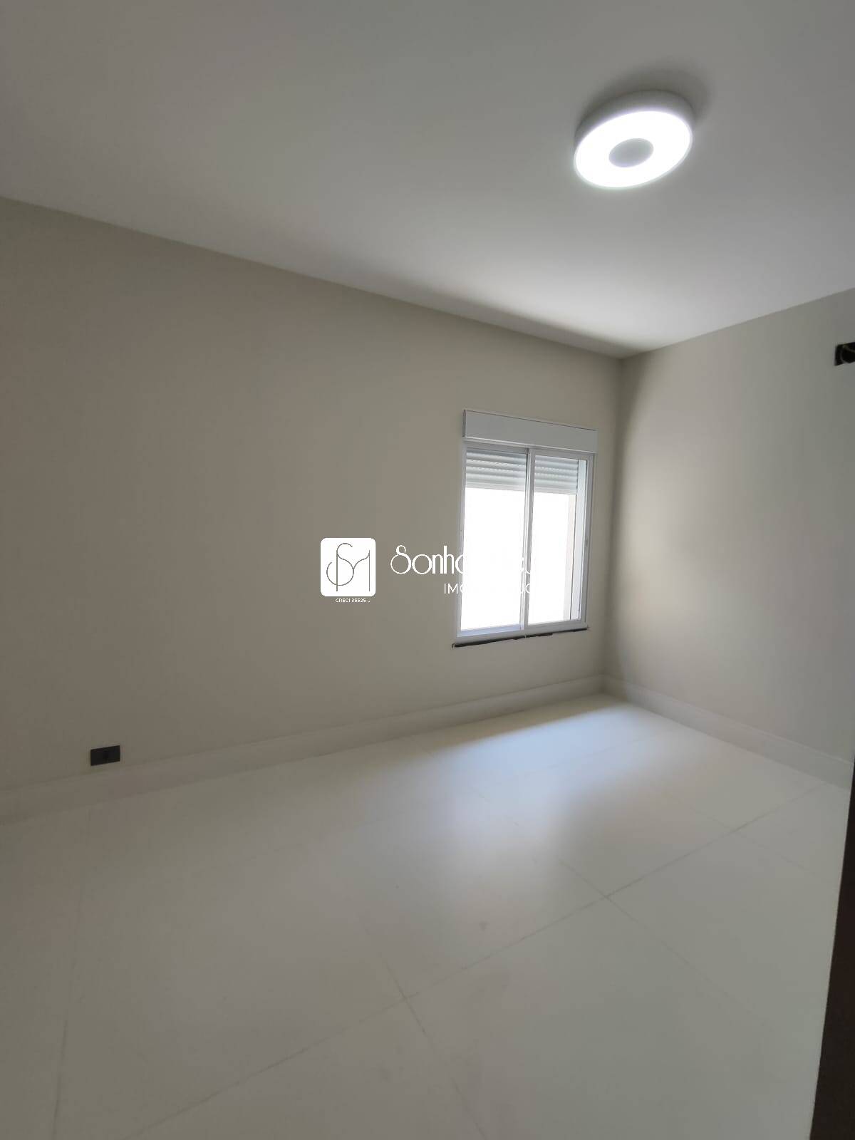 Casa para alugar com 4 quartos, 225m² - Foto 54