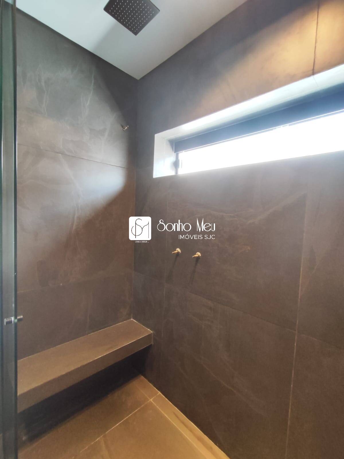 Casa para alugar com 4 quartos, 225m² - Foto 46