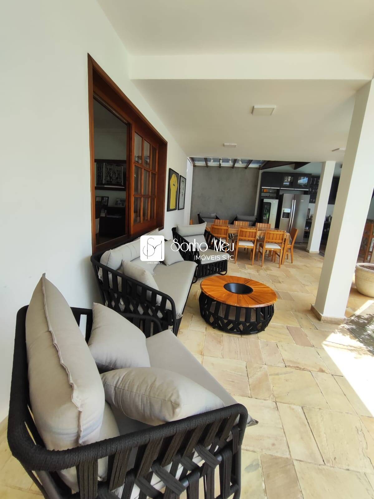 Casa à venda e aluguel com 4 quartos, 300m² - Foto 19