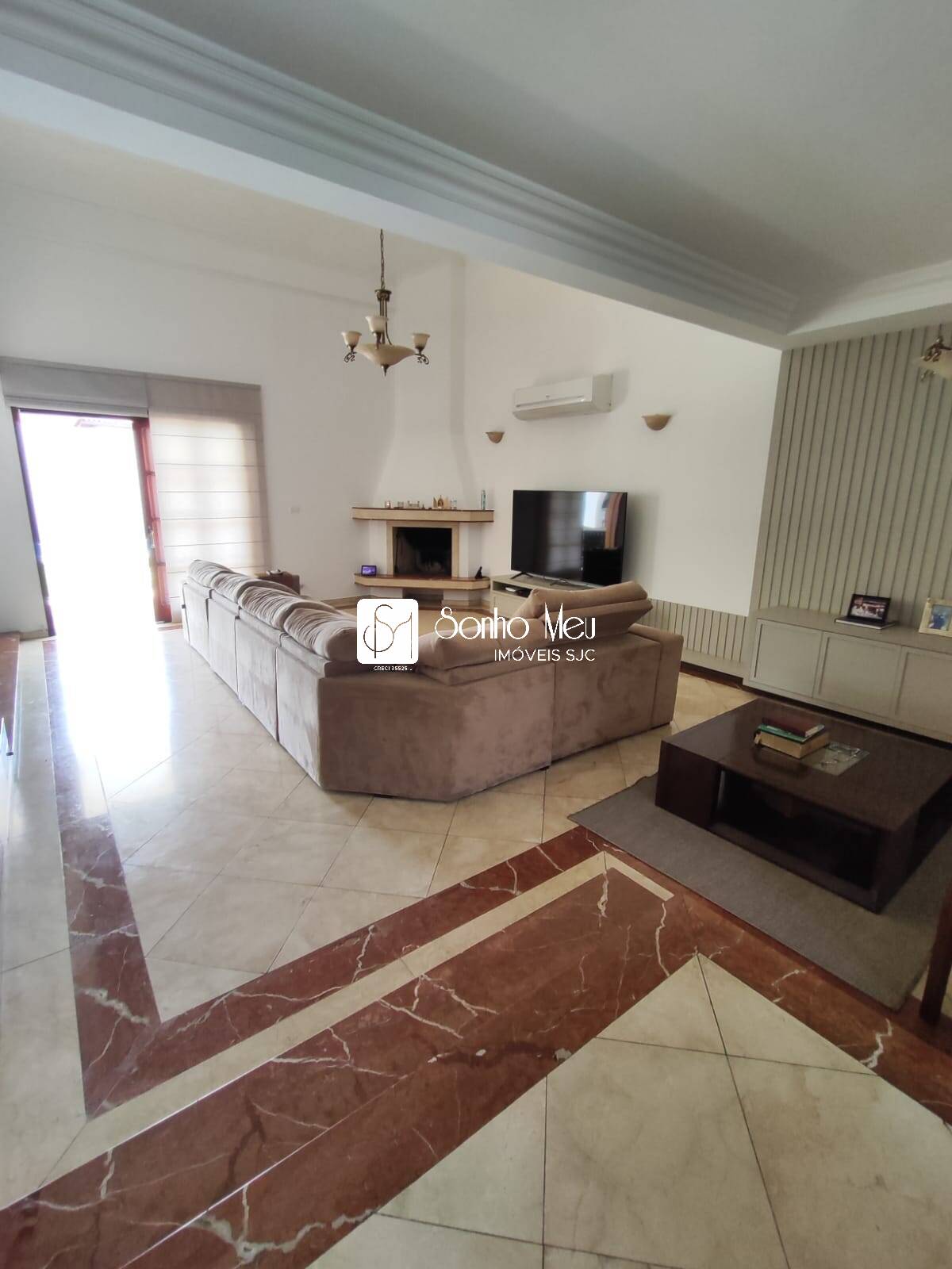 Casa à venda e aluguel com 4 quartos, 300m² - Foto 45