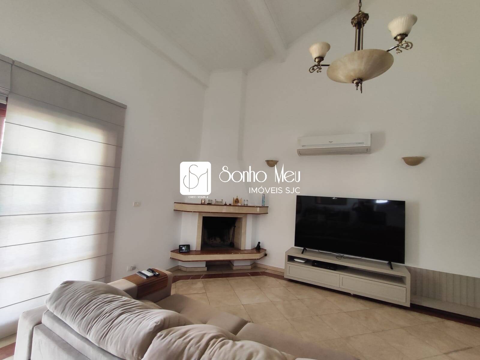 Casa à venda e aluguel com 4 quartos, 300m² - Foto 47
