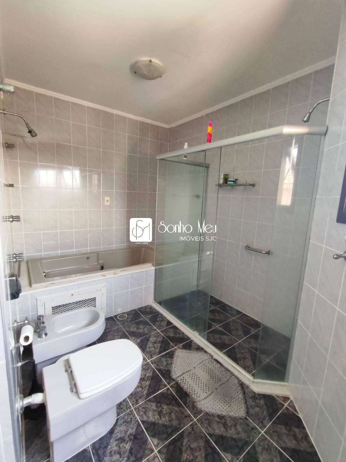 Casa à venda e aluguel com 4 quartos, 300m² - Foto 62