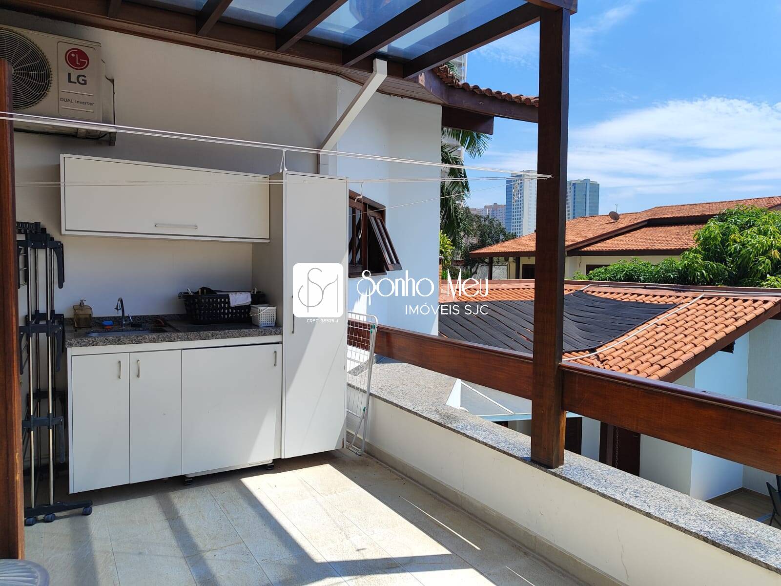 Casa à venda e aluguel com 4 quartos, 300m² - Foto 63